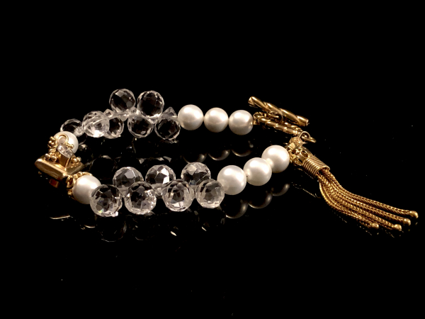 WHITE TOPAZ SHELL PEARLS & QUARTZ CRYSTAL BRACELET