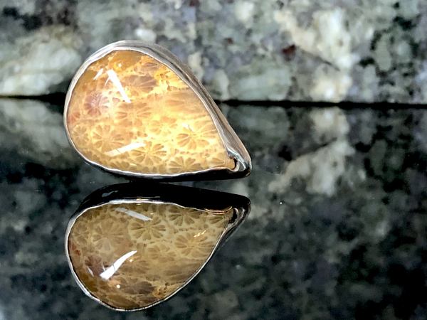 RING SILVERSMITH INDONESIAN FOSSILIZED CORAL & SILVER