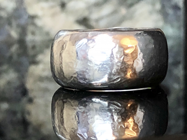Argentium Hammered Domed Band