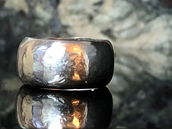 Argentium Hammered Domed Band