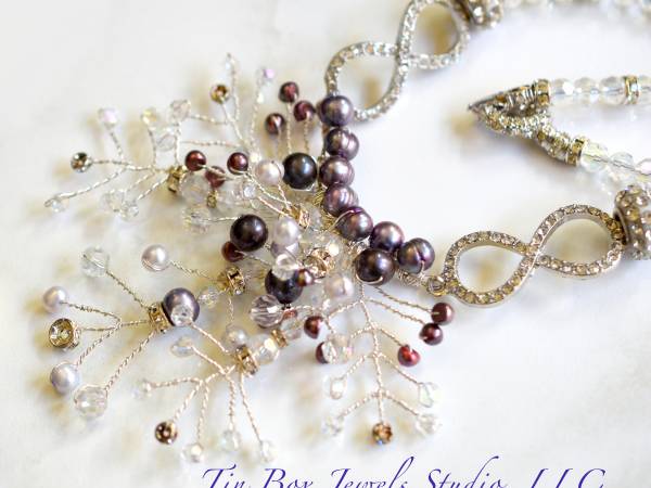 Snowflakes & Pearls Crystal Necklace Freshwater Pearls Statement Necklace