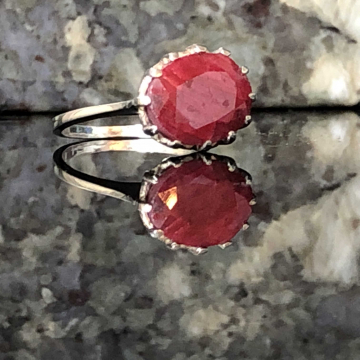 Natural Ruby Red & Sterling Silver Handcrafted Luxe Silversmith Jewelry Ring Size US 5.5
